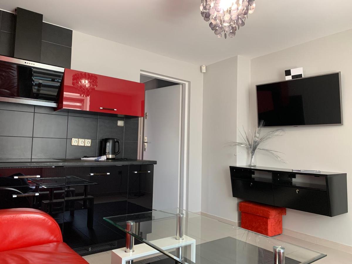 Migor Apartamenty Łeba Esterno foto